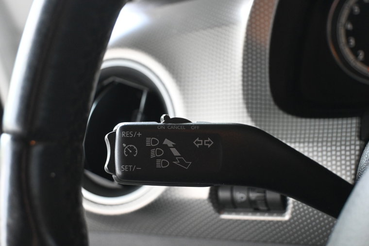 Vehicle Image 26