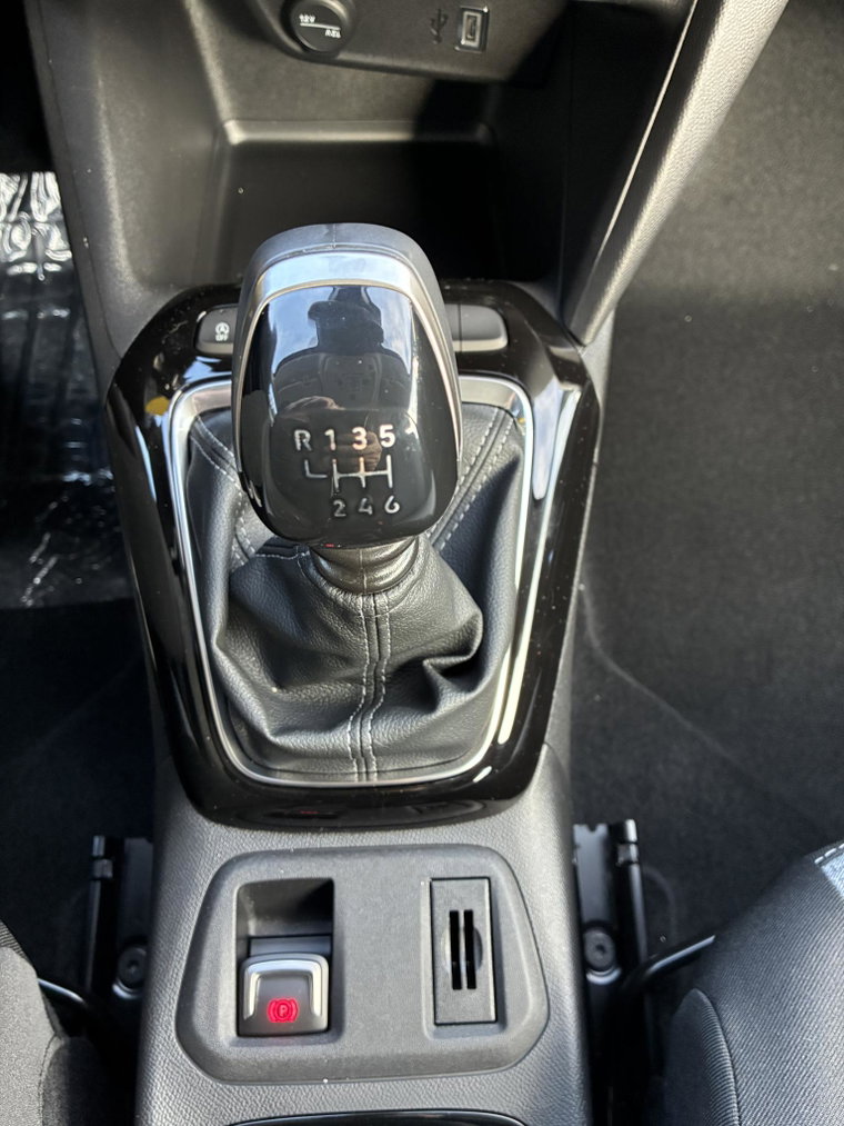 Vehicle Image 20
