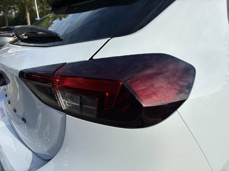 Vehicle Image 38