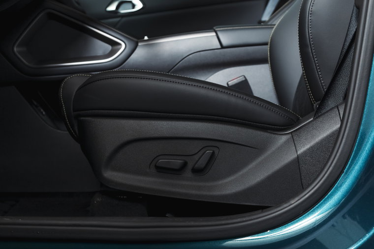 Vehicle Image 15