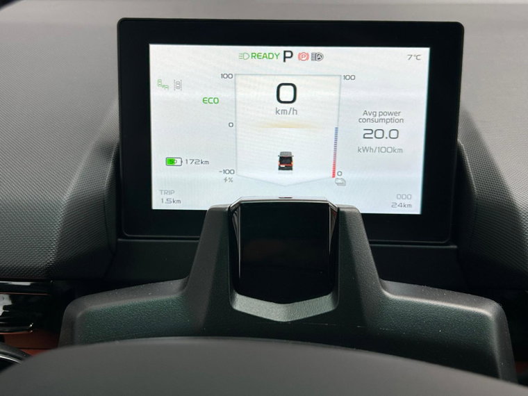 Vehicle Image 11