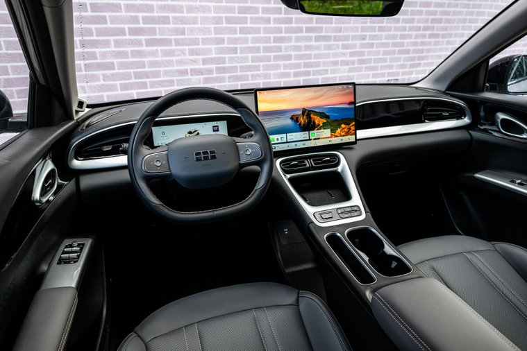 Vehicle Image 9