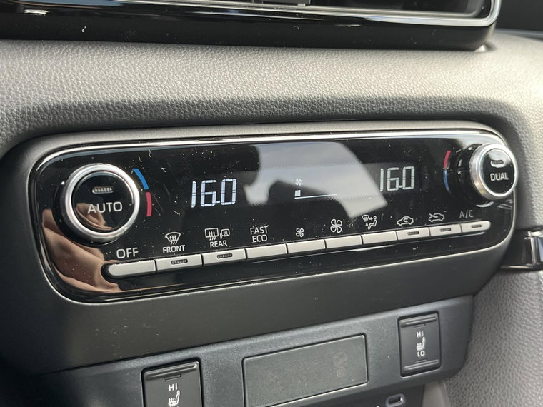 Vehicle Image 22