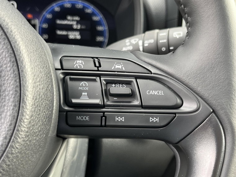 Vehicle Image 32
