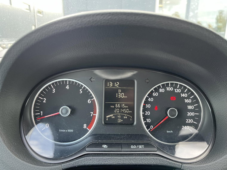 Vehicle Image 38