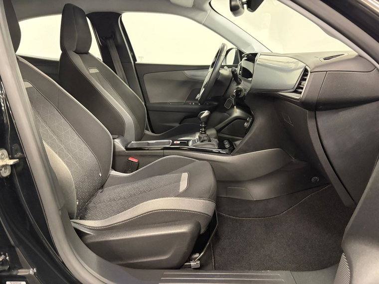 Vehicle Image 37