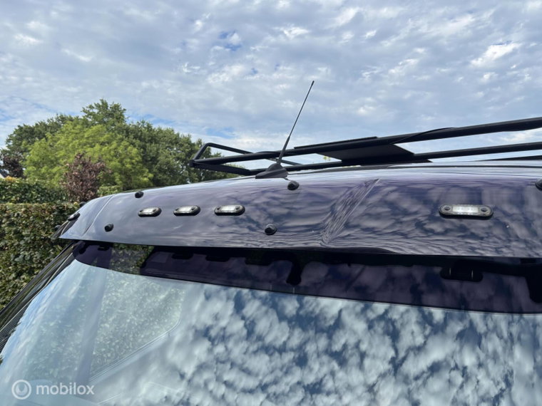 Vehicle Image 26