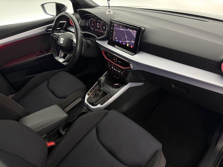 Vehicle Image 35