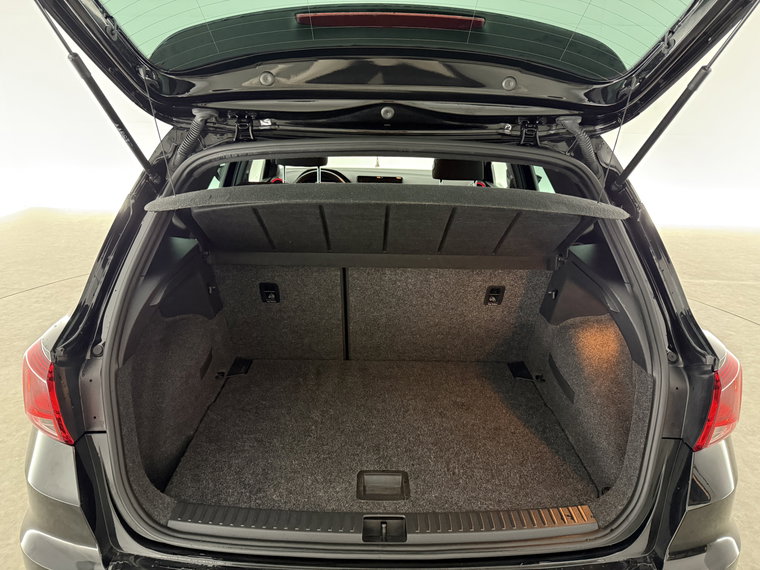 Vehicle Image 38
