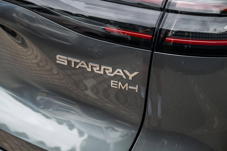 Vehicle Image 17