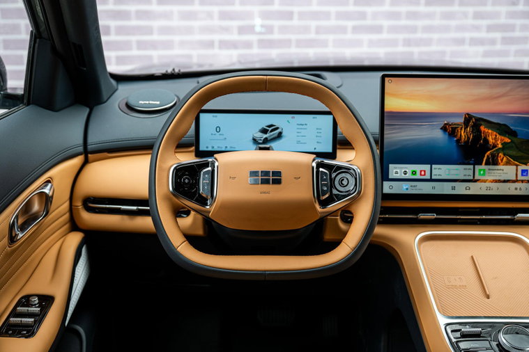 Vehicle Image 10