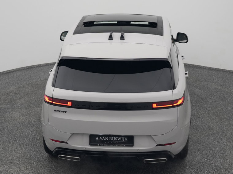 Vehicle Image 28