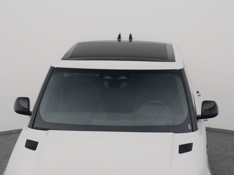 Vehicle Image 32