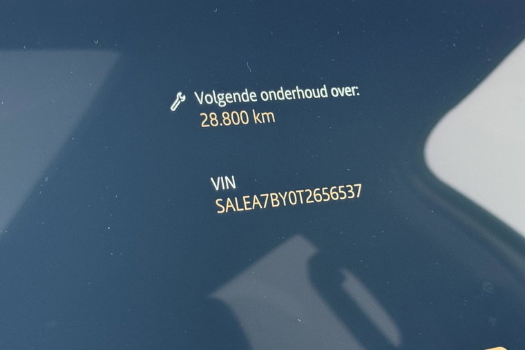 Vehicle Image 33