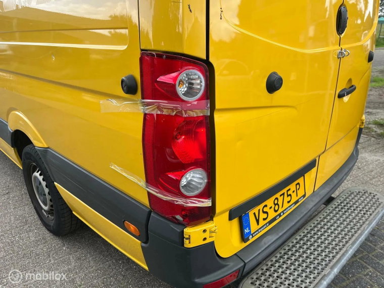 Vehicle Image 32