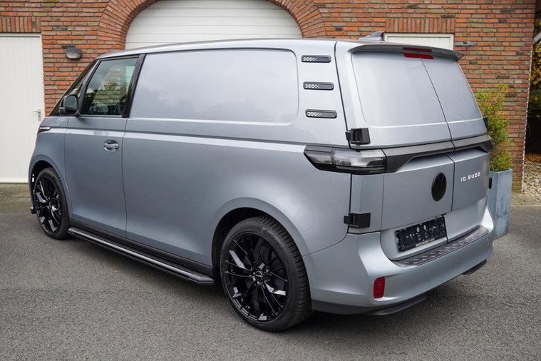 Vehicle Image 20