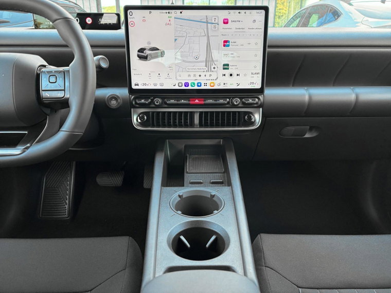 Vehicle Image 14