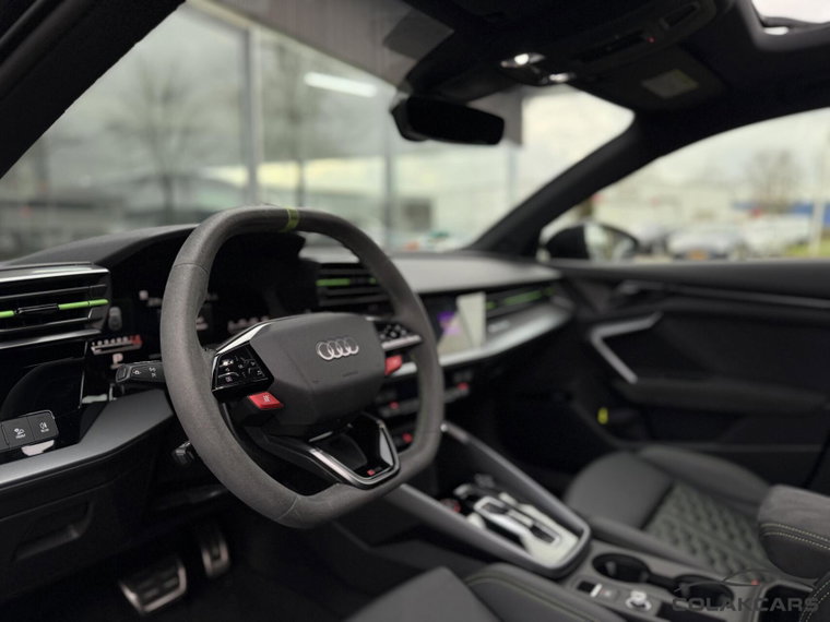 Vehicle Image 50