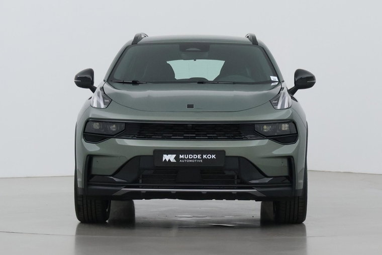Vehicle Image 16