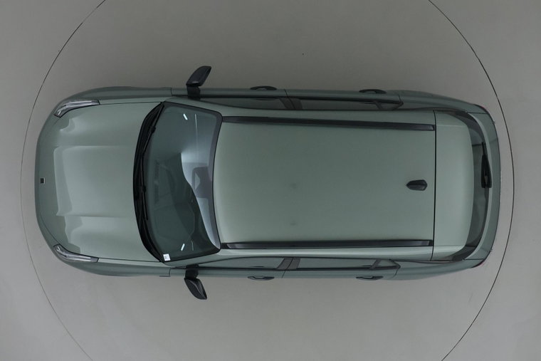 Vehicle Image 48