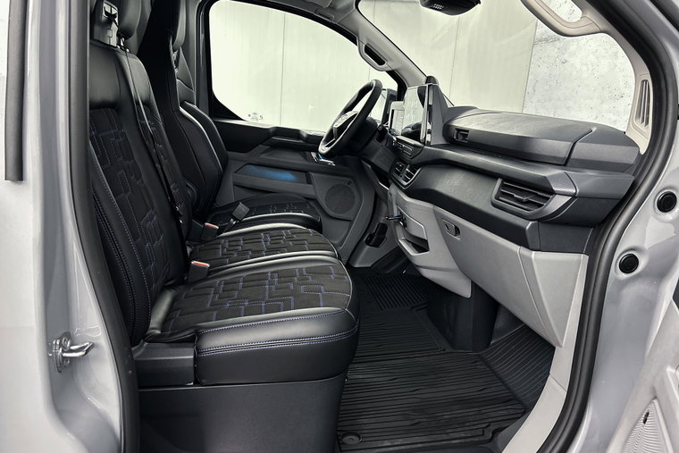 Vehicle Image 22