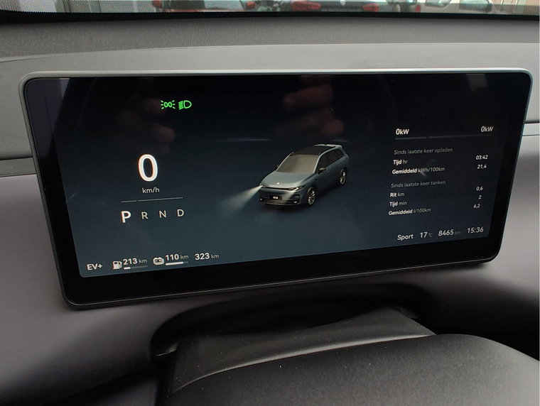 Vehicle Image 15