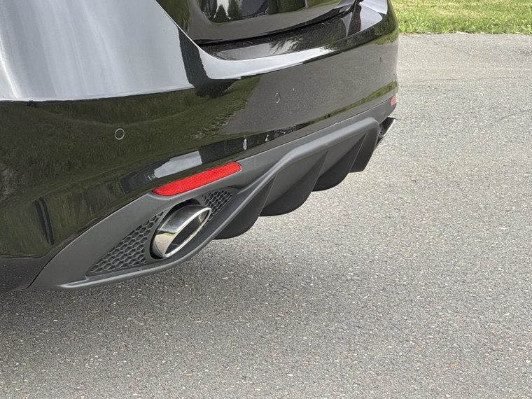 Vehicle Image 23