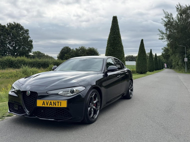 Vehicle Image 40