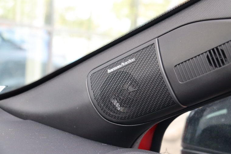Vehicle Image 24