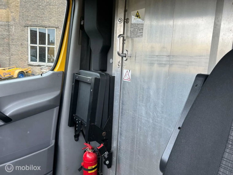 Vehicle Image 33