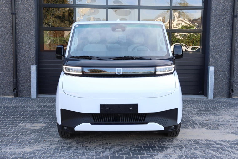 Vehicle Image 50