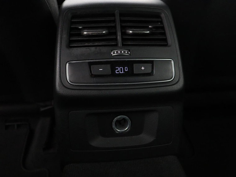 Vehicle Image 27