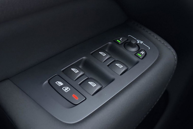 Vehicle Image 45