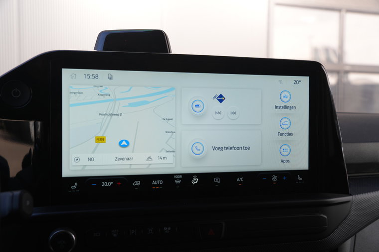 Vehicle Image 30