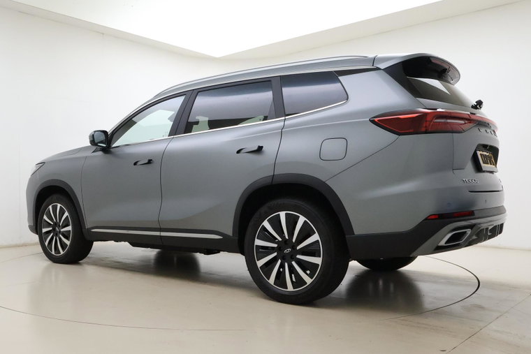 Vehicle Image 13
