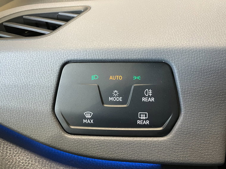 Vehicle Image 41