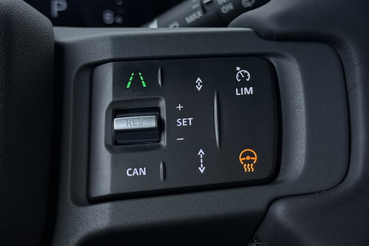 Vehicle Image 40