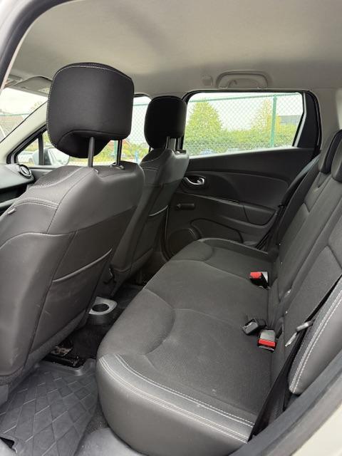 Vehicle Image 26