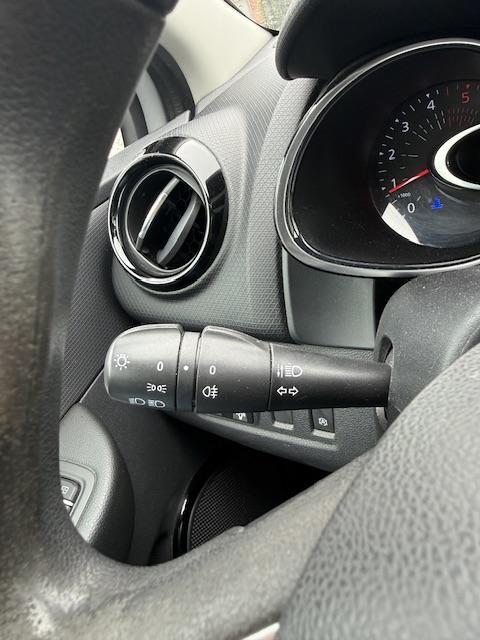 Vehicle Image 38