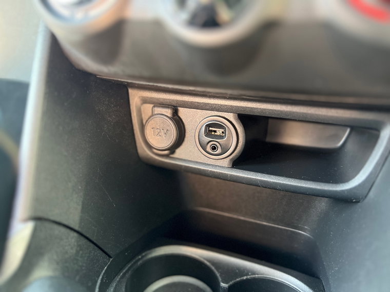 Vehicle Image 26