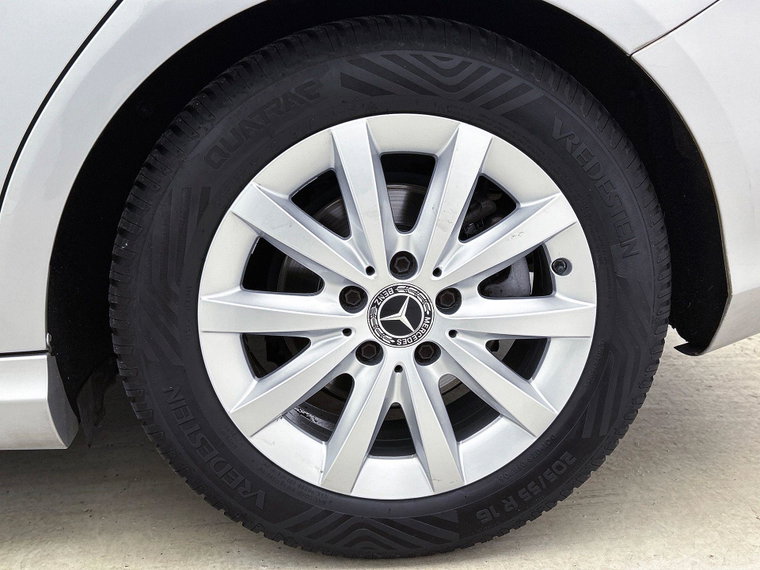 Vehicle Image 36