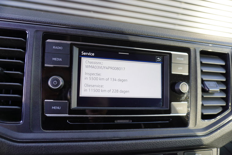 Vehicle Image 15