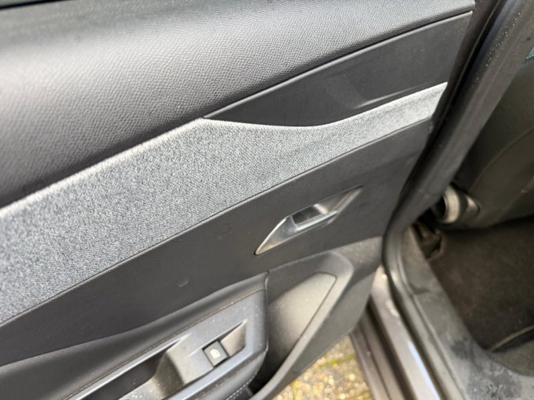 Vehicle Image 39
