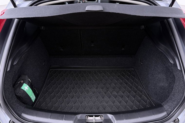 Vehicle Image 37