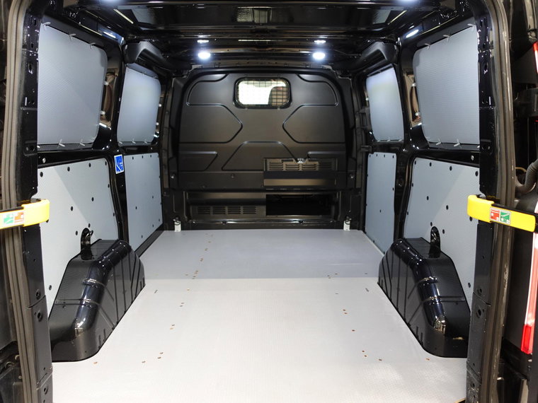 Vehicle Image 33