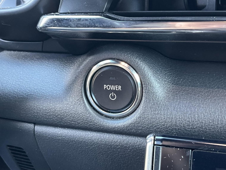 Vehicle Image 28