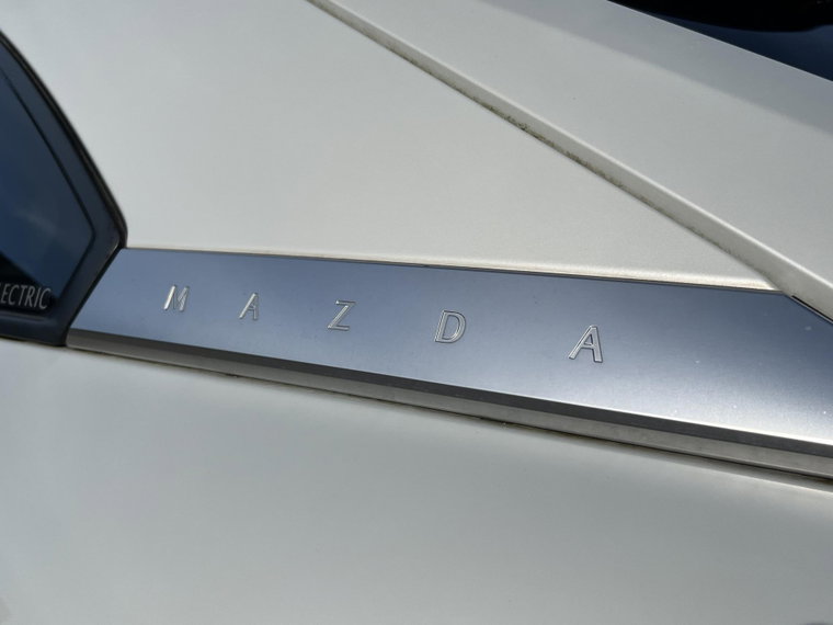Vehicle Image 31
