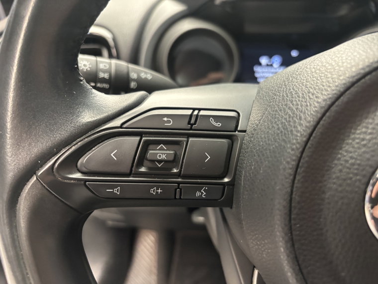 Vehicle Image 17