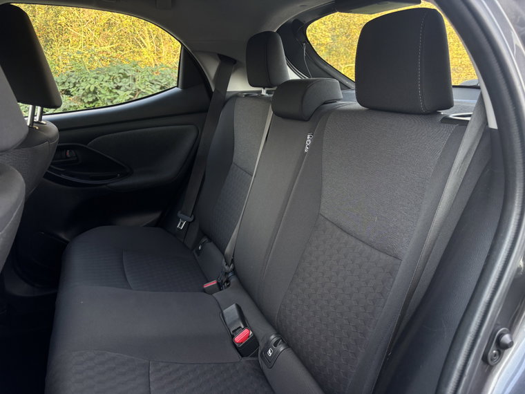 Vehicle Image 19