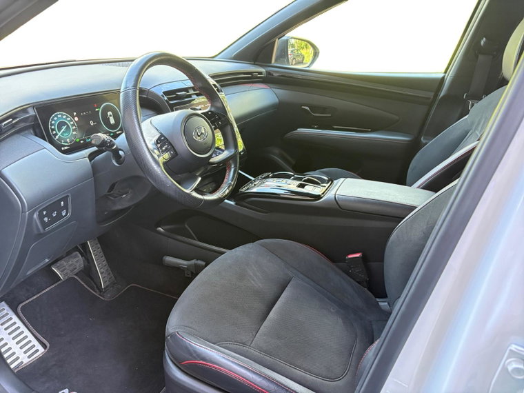 Vehicle Image 13